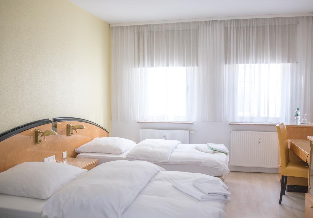 Pension Tokus Nürnberg Exterior foto
